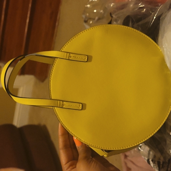 Round Cross Body Purse - Picture 2 of 3